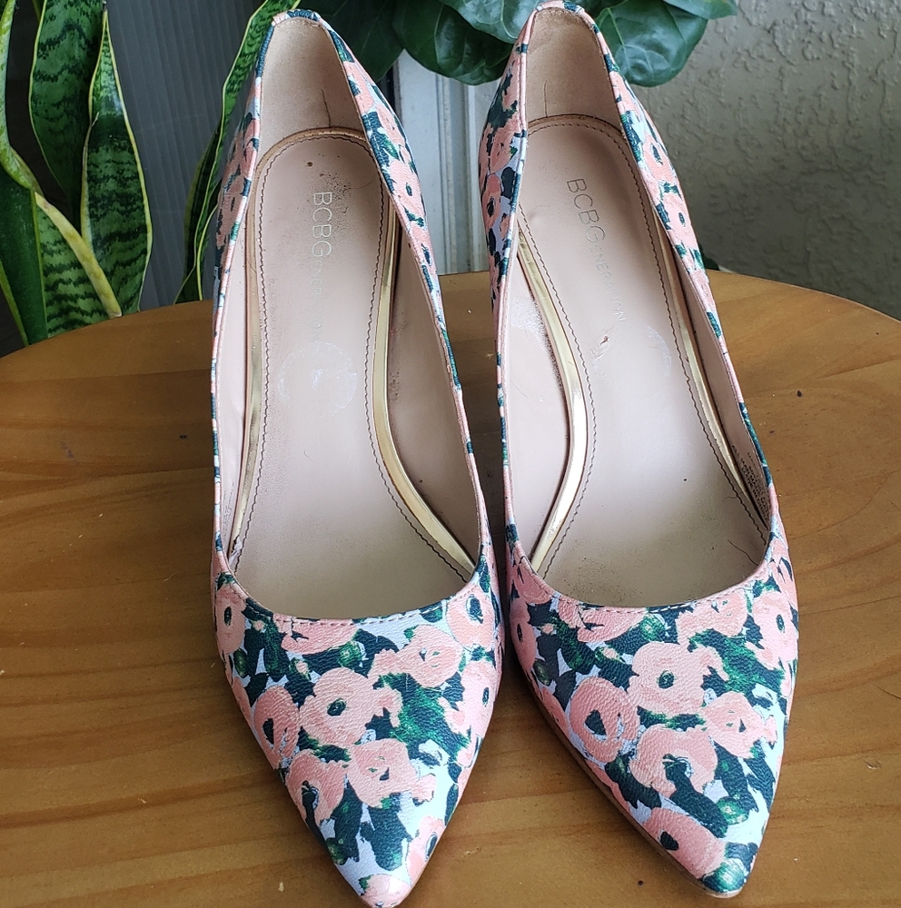 BCBGMaxAzria Pink and Green Floral Flats
